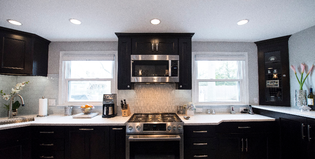 Gallery Kitchens and Baths by Grande Decor